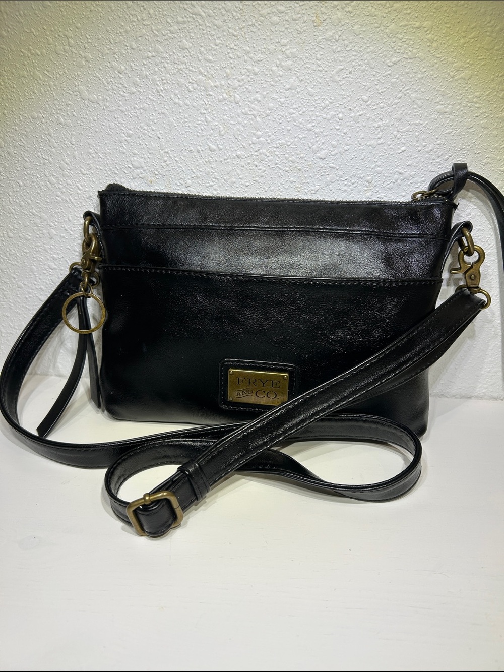 Frye & Co Chic Black Crossbody Bag , removable adjustable strap